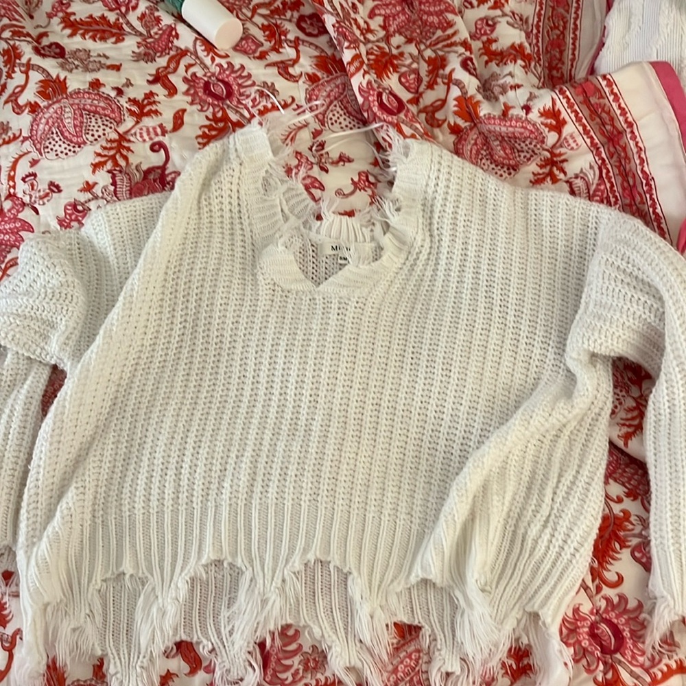 Preppy white sweater